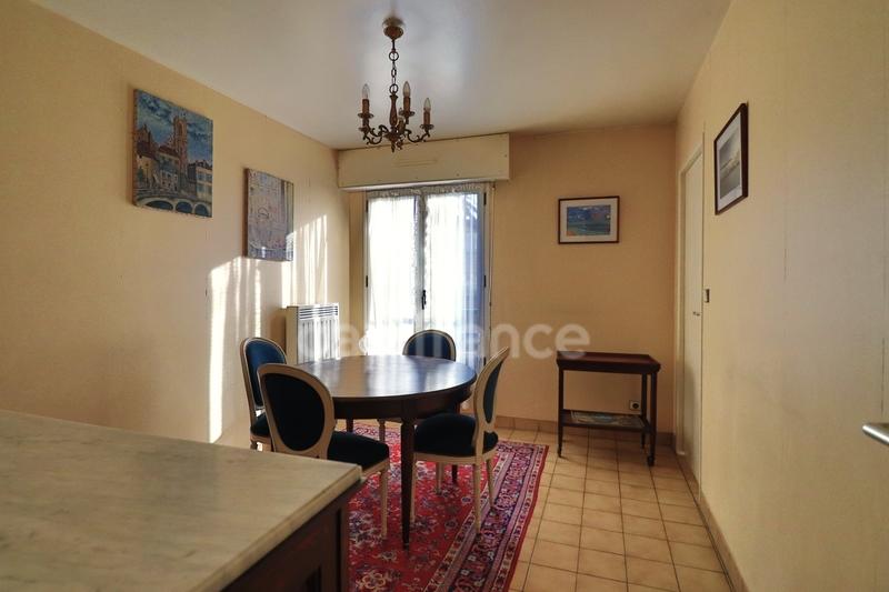 Appartement - 96 m² - 4 pièces