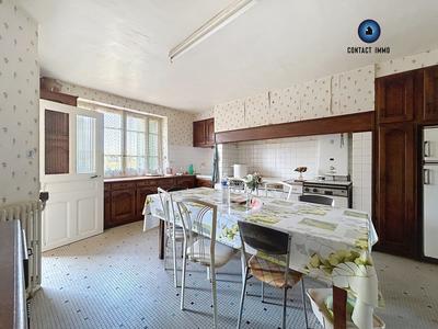 Maison ancienne - 162 m² - 8 pièces