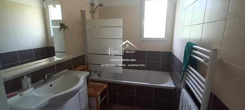 Maison contemporaine - 200 m² - 7 pièces