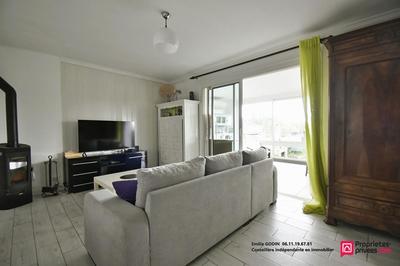 Maison - 180 m² - 9 pièces