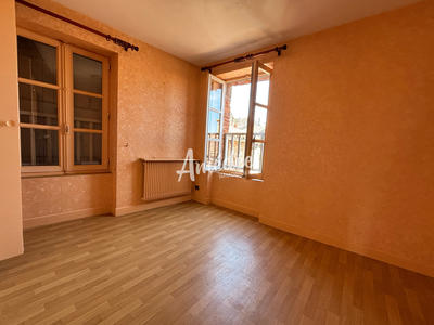 Appartement - 48 m² - 3 pièces