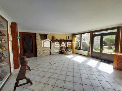 Maison - 311 m² - 11 pièces