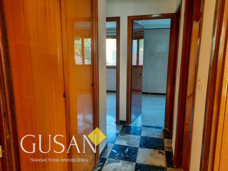 Appartement - 80 m² - 4 pièces