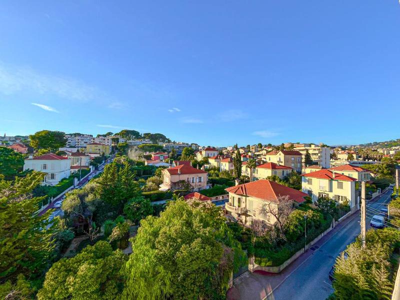 Appartement - 96 m² - 4 pièces