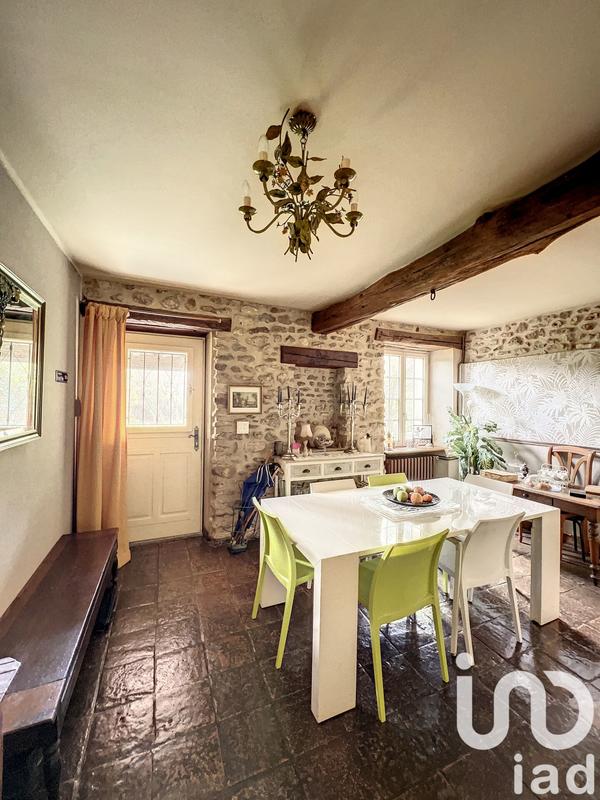 Maison - 180 m² - 8 pièces