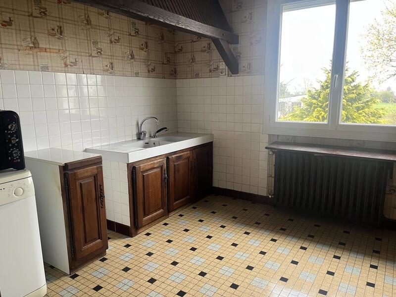 Maison - 93 m² - 5 pièces