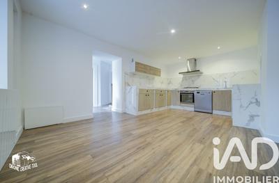 Maison de village - 142 m² - 6 pièces