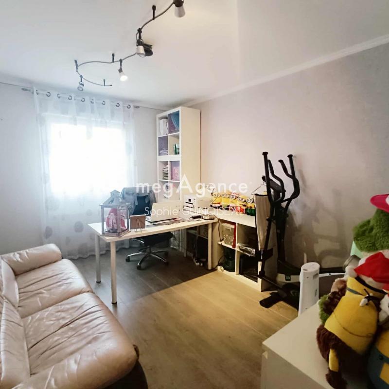 Maison - 180 m² - 7 pièces