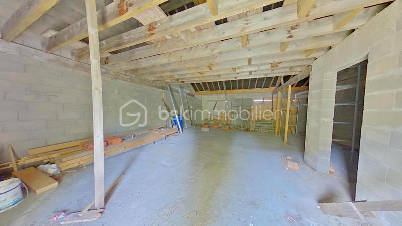 Maison - 160 m² - 1 pièce