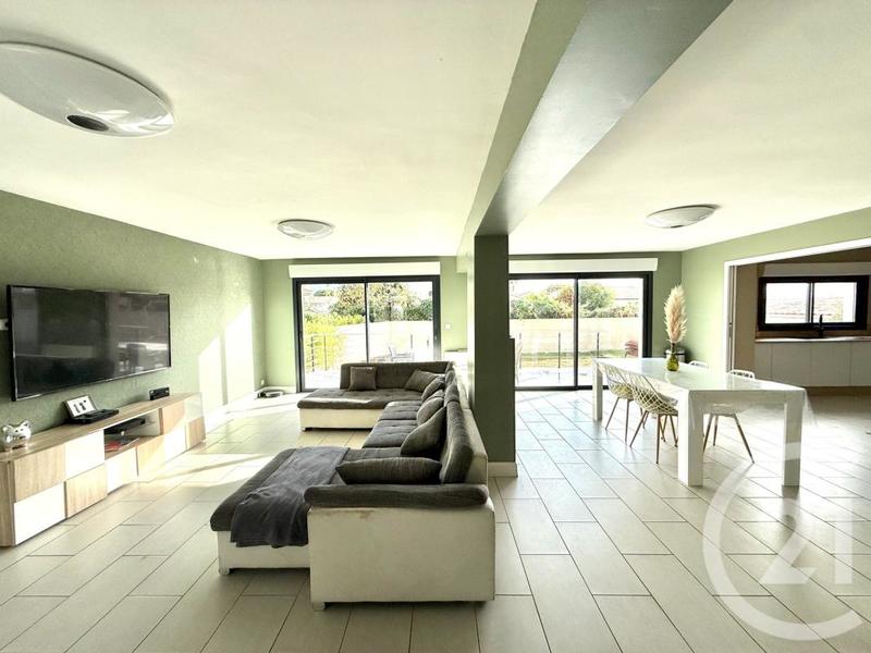 Villa - 145 m² - 4 pièces