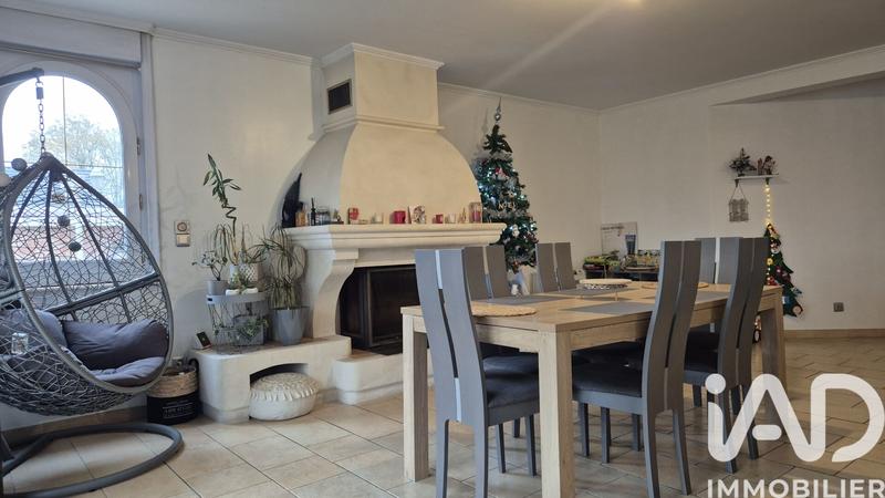 Maison de village - 210 m² - 9 pièces