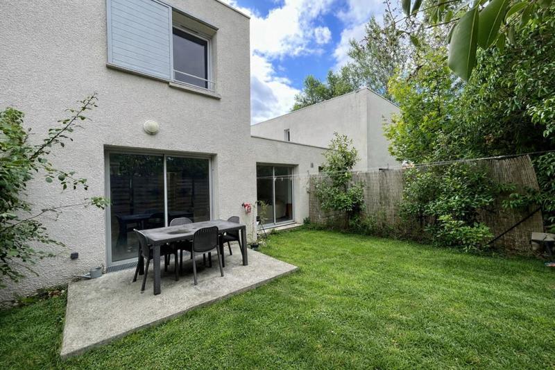 Maison - 88 m² - 4 pièces