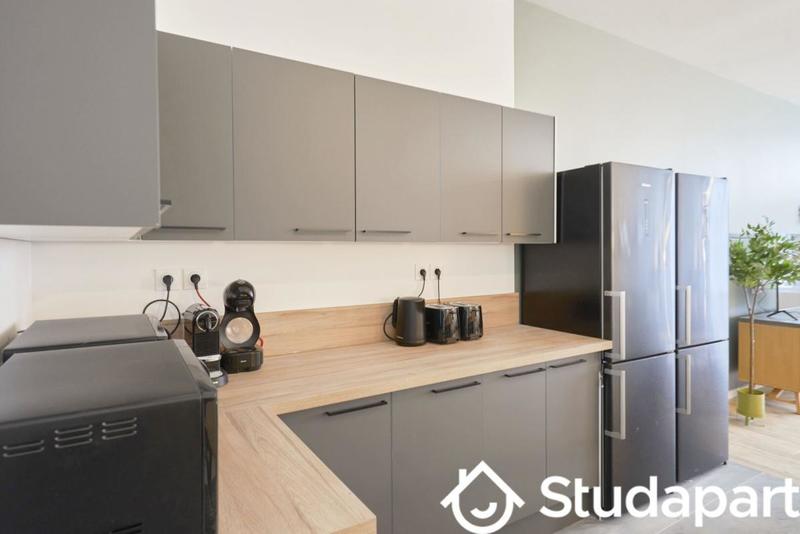 Chambre - 13 m² - 1 pièce