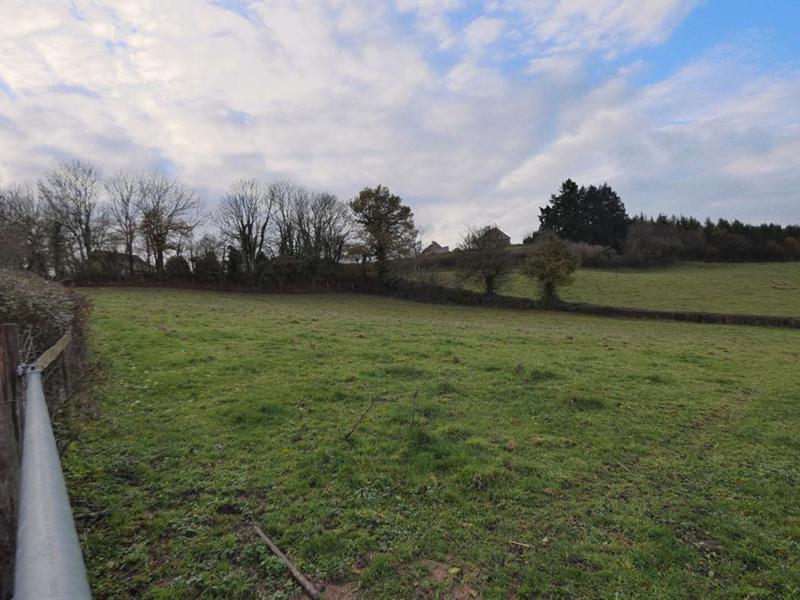 Terrain constructible - 5 630 m²