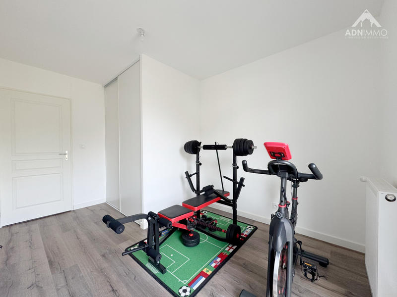 Maison - 98 m² - 5 pièces