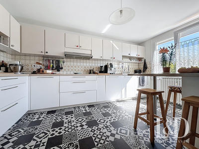 Maison contemporaine - 131 m² - 5 pièces