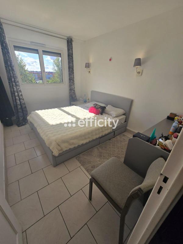 Appartement - 57 m² - 5 pièces