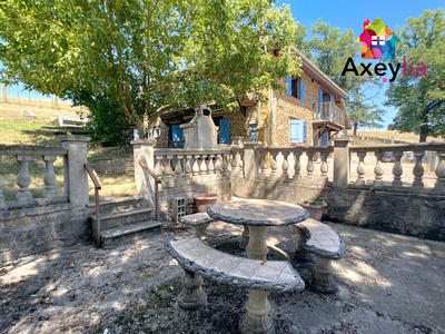 Maison - 150 m² - 7 pièces