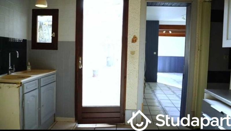 Maison - 80 m² - 3 pièces