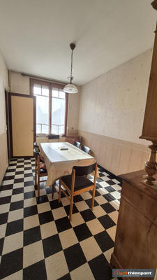 Maison - 90 m² - 4 pièces