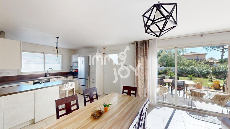 Maison - 136 m² - 6 pièces