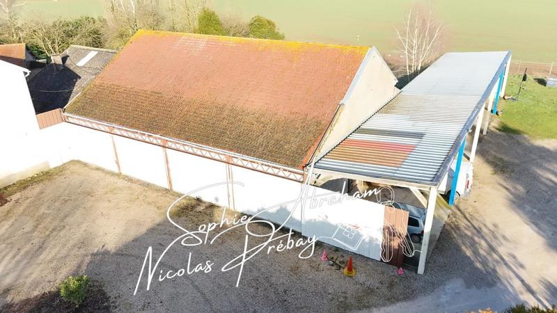 Maison - 308 m² - 10 pièces