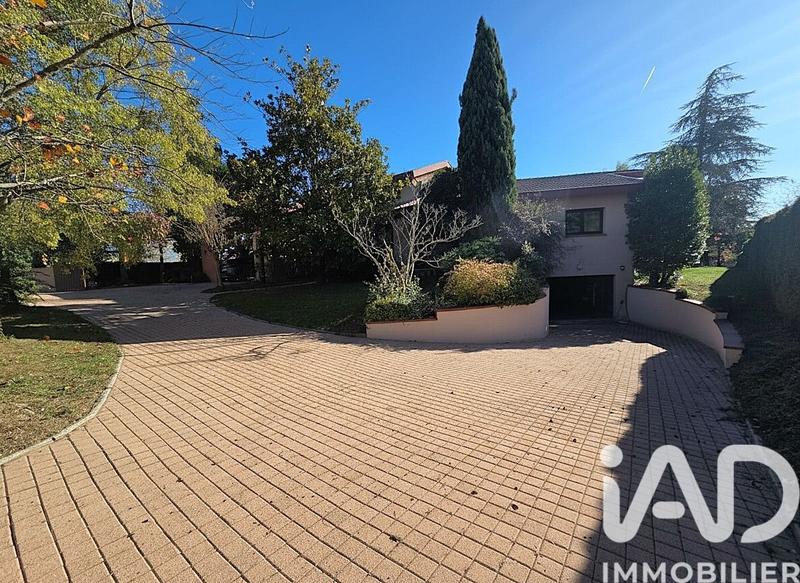 Maison - 176 m² - 6 pièces