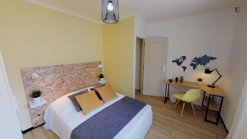 Chambre - 15 m² - 4 pièces