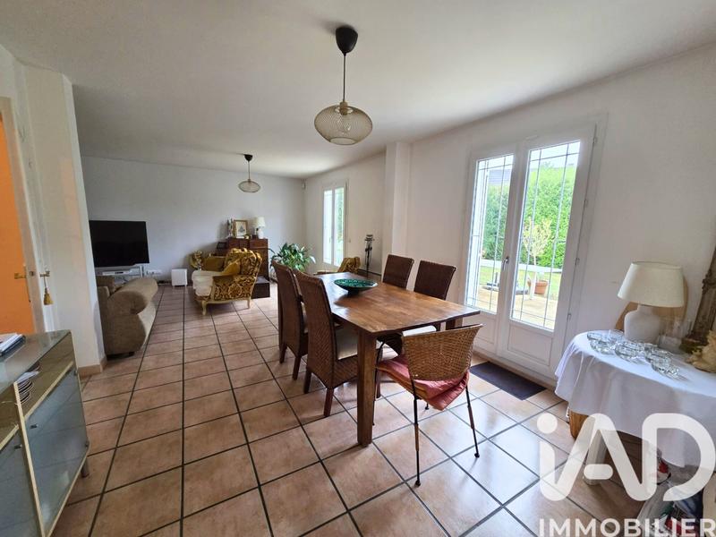 Maison - 197 m² - 6 pièces