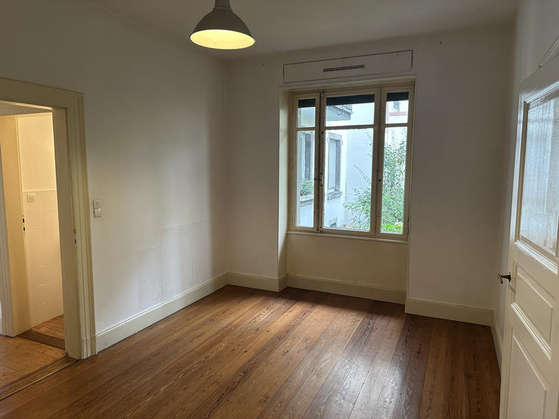 Appartement - 90 m² - 4 pièces