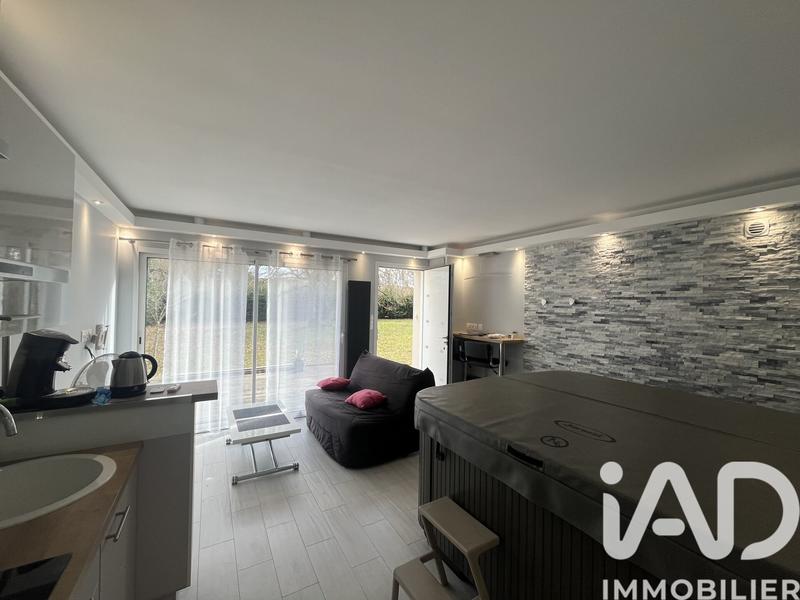 Maison - 211 m² - 7 pièces