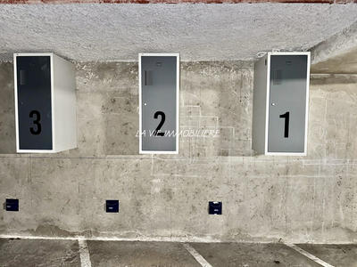 Parking / Garage - 23 m²
