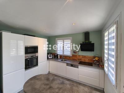 Pavillon - 117 m² - 4 pièces