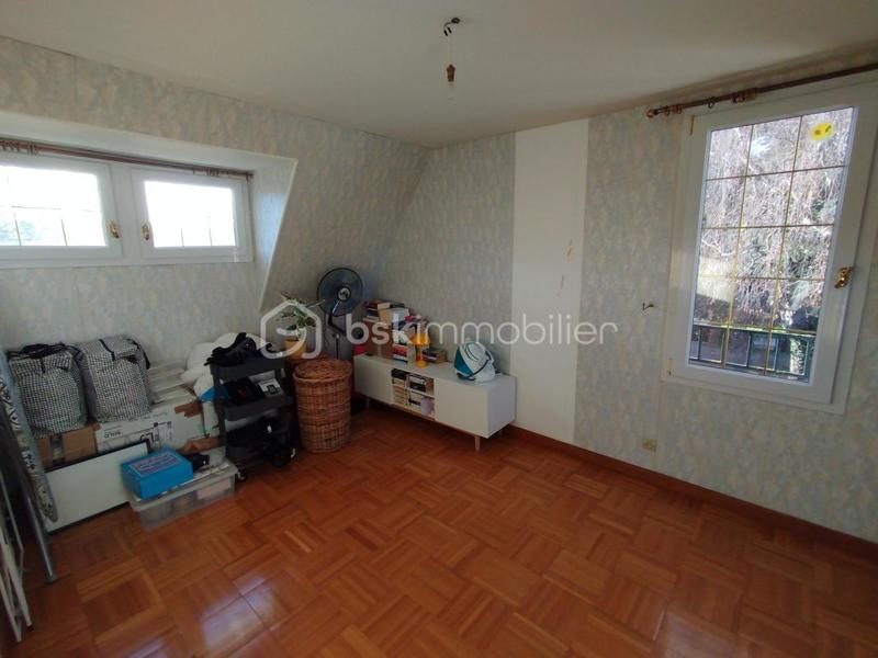 Appartement - 93 m² - 4 pièces