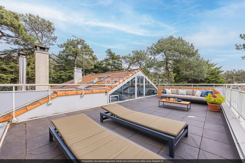 Maison - 102 m² - 4 pièces