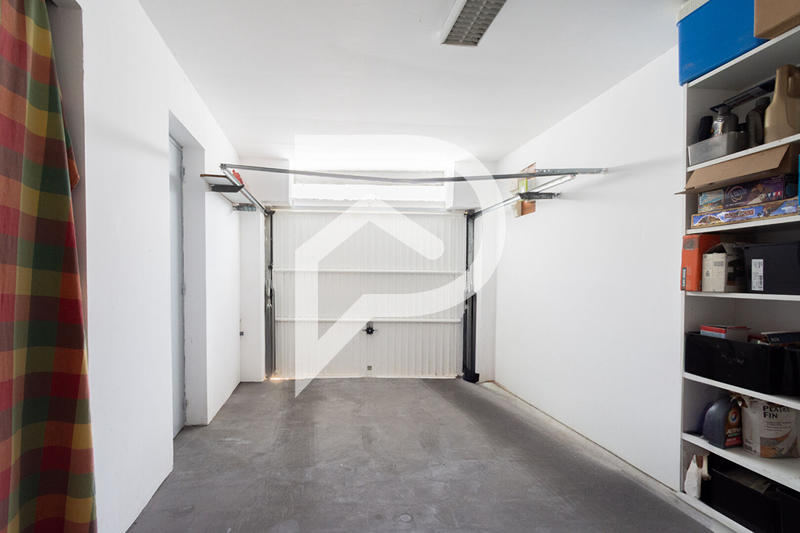 Maison - 169 m² - 7 pièces