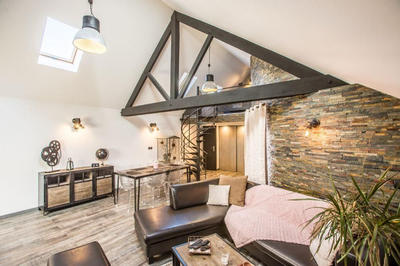 Appartement - 98 m² - 4 pièces