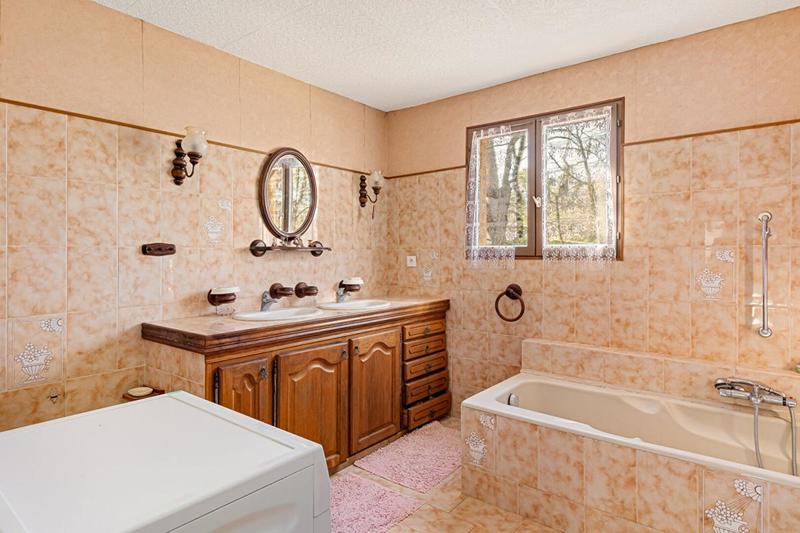 Maison - 123 m² - 6 pièces