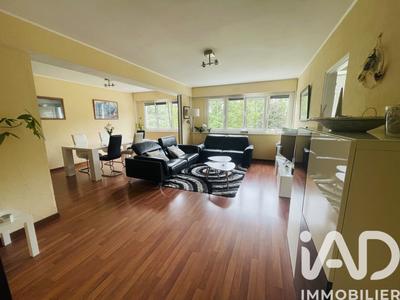 Appartement - 102 m² - 5 pièces