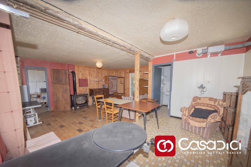 Maison - 101 m² - 5 pièces