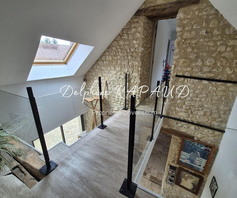 Demeure - 210 m² - 6 pièces