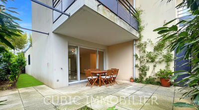 Appartement - 61 m² - 2 pièces