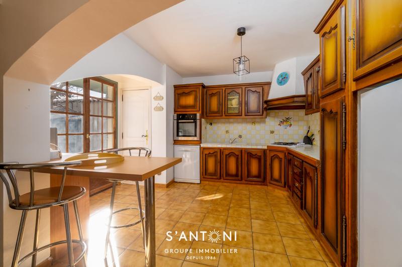 Maison - 127 m² - 6 pièces