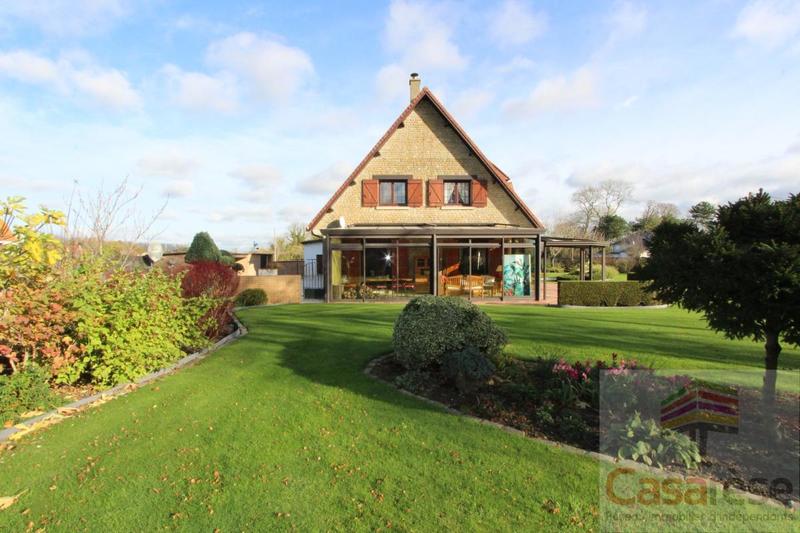 Propriété - 292 m² - 6 pièces