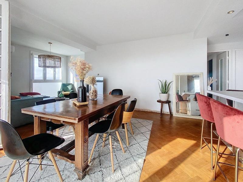 Appartement - 108 m² - 4 pièces