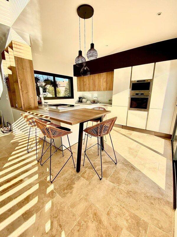 Maison - 160 m² - 5 pièces