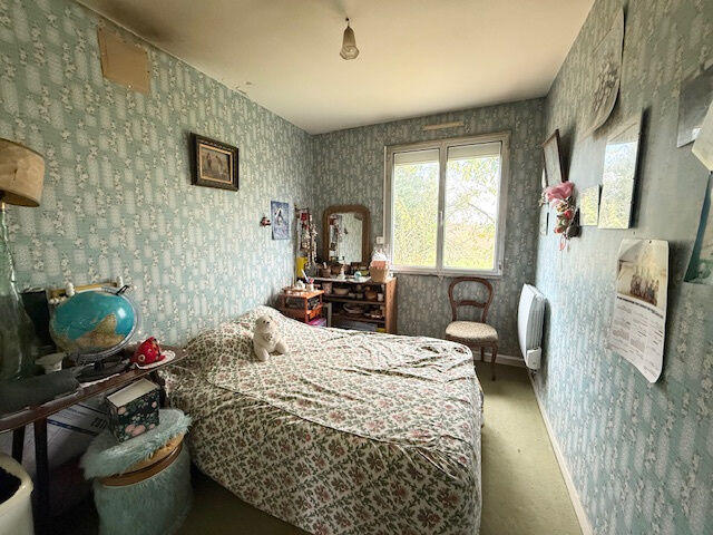 Maison - 99 m² - 5 pièces