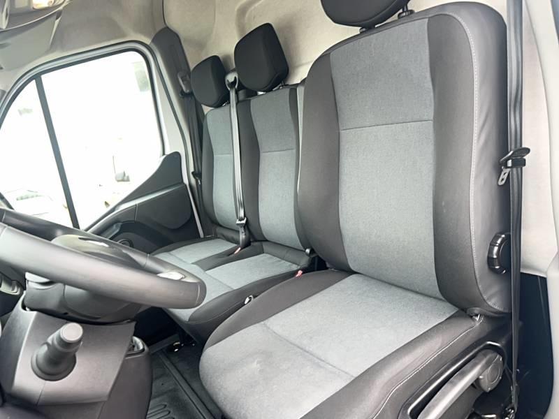 Renault Master Fourgon Fgn Trac F3500 L2h2 Blue Dci 135 Confort