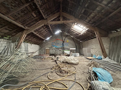 Maison - 200 m² - 3 pièces