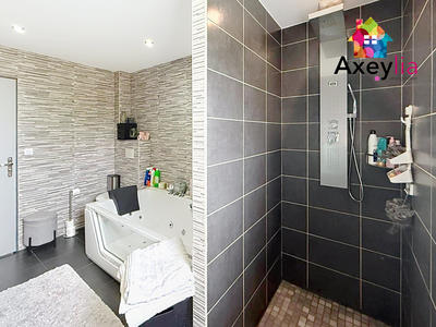 Maison - 106 m² - 4 pièces